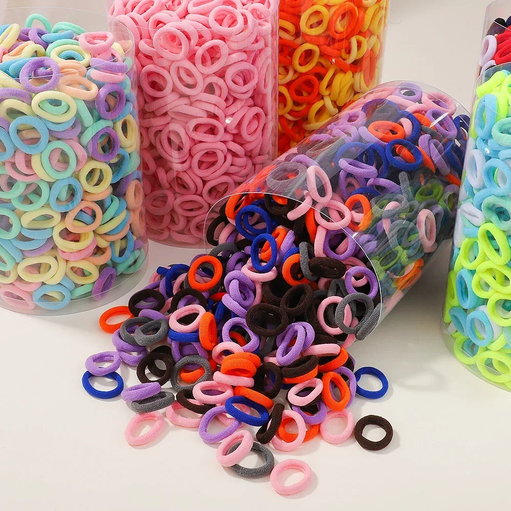 200 Stück Bunte Nylon Haargummis für Mädchen – Elastisch, Scrunchies, Haarschmuck