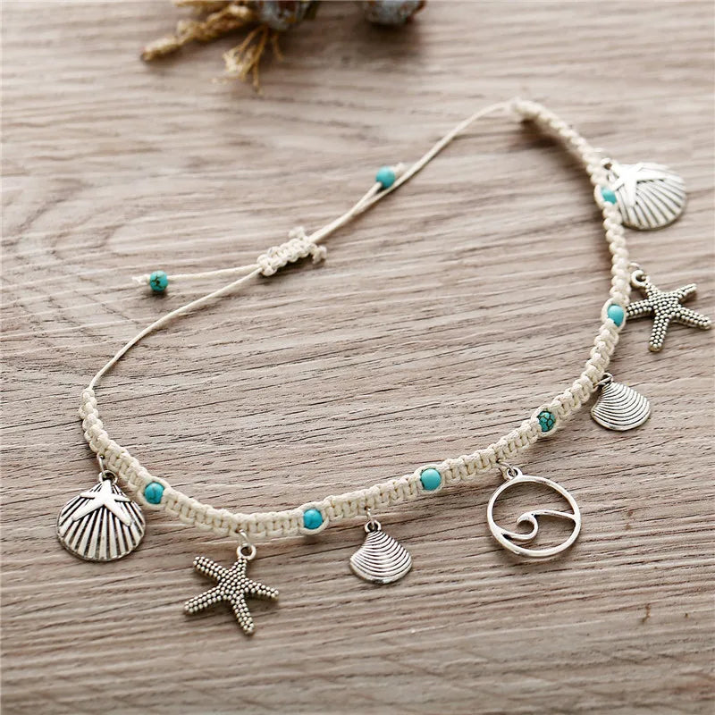 Modyle Bohemian Starfish Wave Anklet for Women - Handmade Green Stone Chain, Foot Jewelry for Summer and Beach, Ideal as a Bracelet