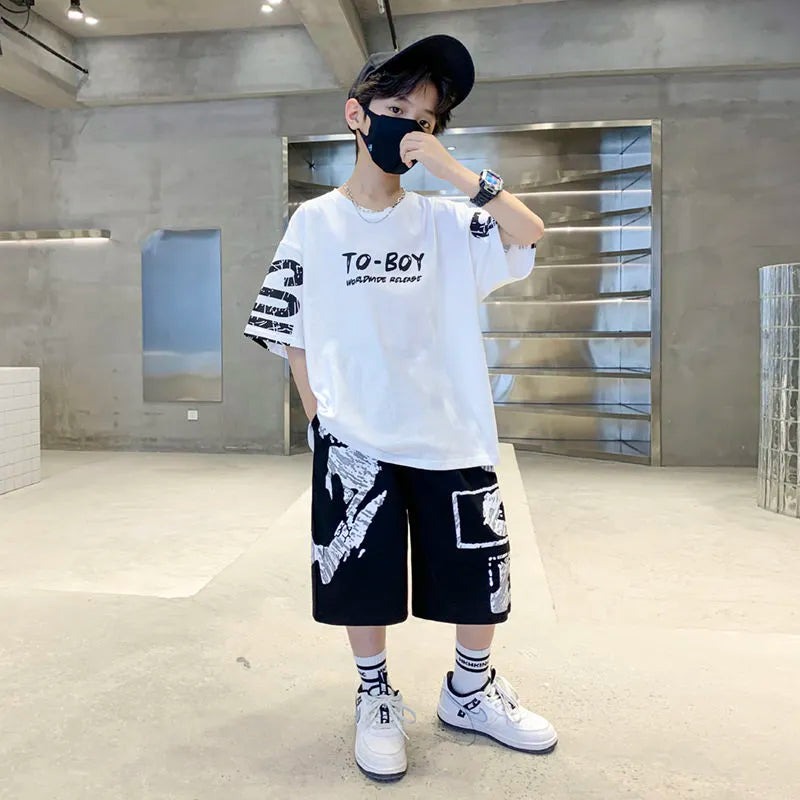 Summer Trendy Boys Sports Set – 2 Piece Outfit with T-Shirt and Pants, Hip Hop Style, 3-14 Years, Fashion Outfits for Teenagers