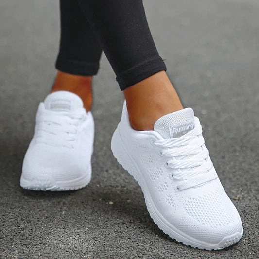 Atmungsaktive 2024 Mode-Turnschuhe für Frauen, Walking-Sneakers, weiche Damen-Sneakers, aus Mesh-Stoff, Schnürschuhe für Frauen.