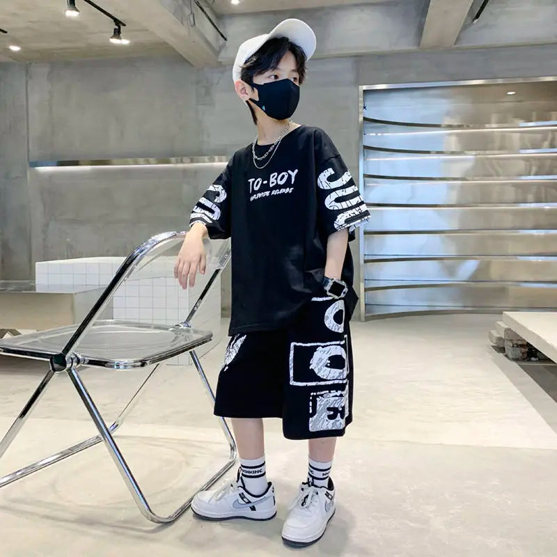 Summer Trendy Boys Sports Set – 2 Piece Outfit with T-Shirt and Pants, Hip Hop Style, 3-14 Years, Fashion Outfits for Teenagers