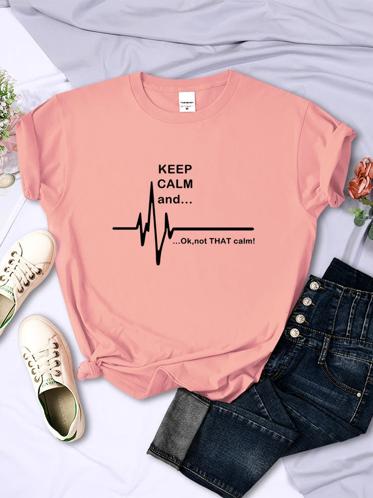 Stay Calm and Carry On" Frauen T-Shirt – Sommer, atmungsaktiv, Kurzarm, Persönlichkeit, Crop Top, lässig, Damenbekleidung