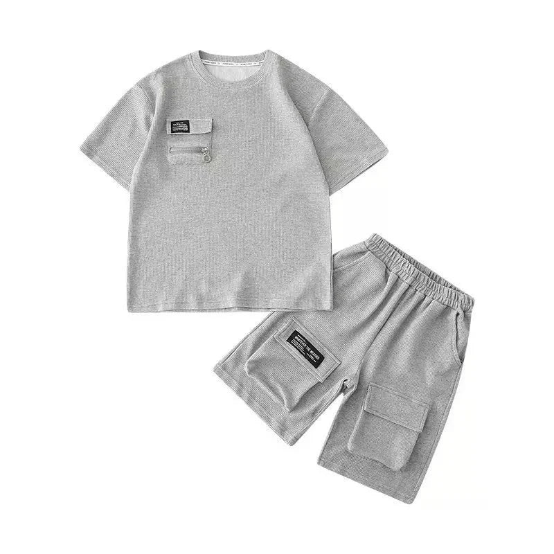 New Summer Sportswear for Boys – Loose 2-Piece Set, Short Sleeve Tops &amp; Shorts, Kids Fashion Outfit